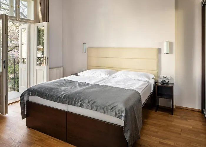 Hotel Unique